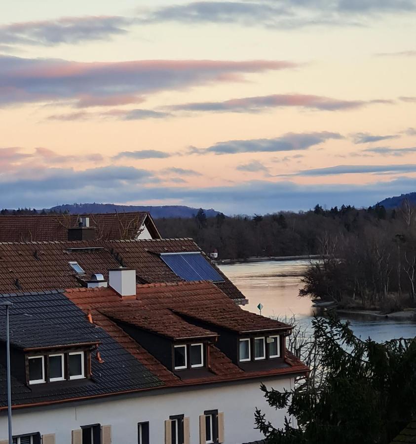 Ferienwohnung Rheinblick In Buesingen -Keine Monteure- Busingen Exteriör bild